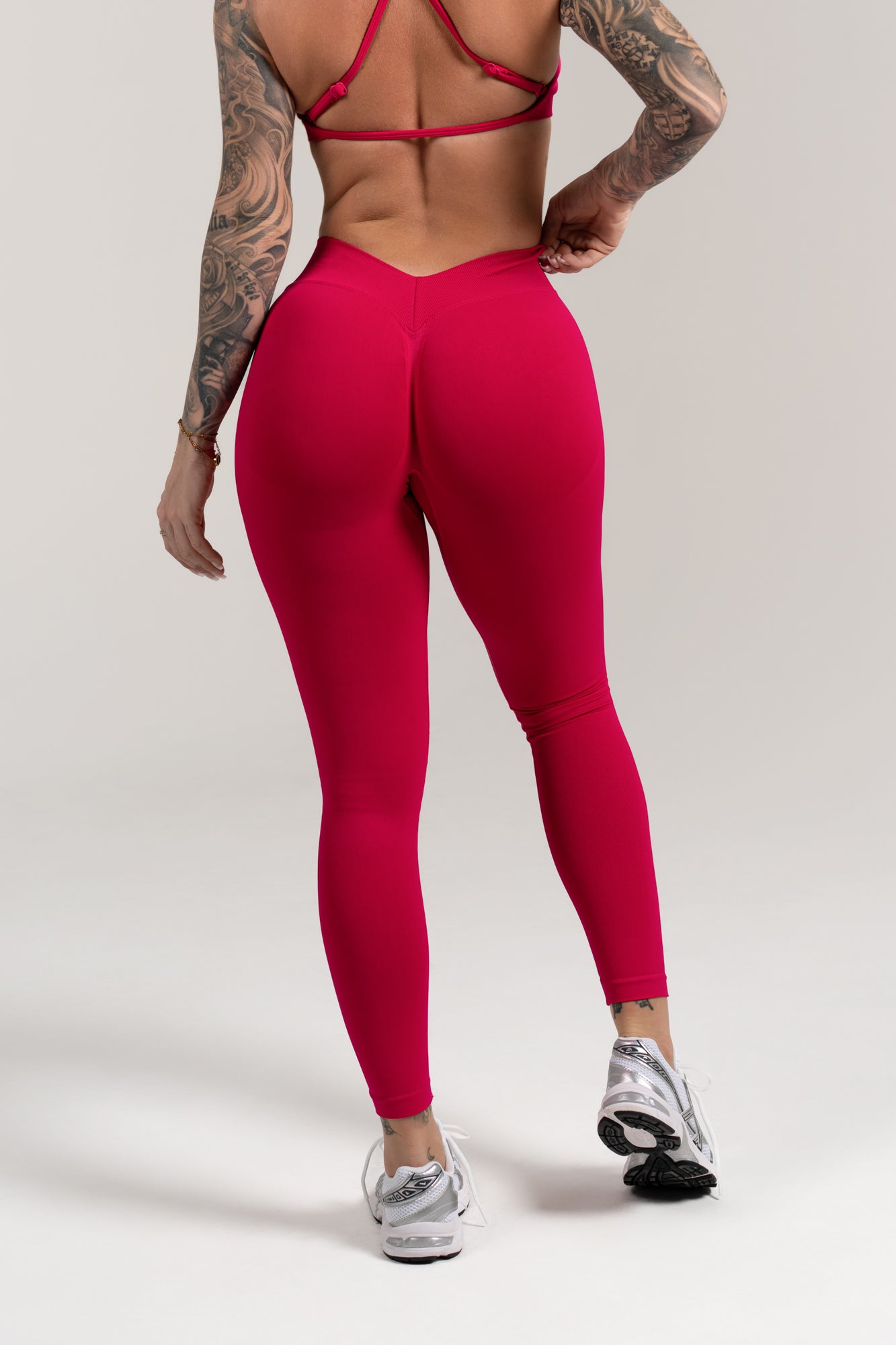 V BACK LEGGINGS