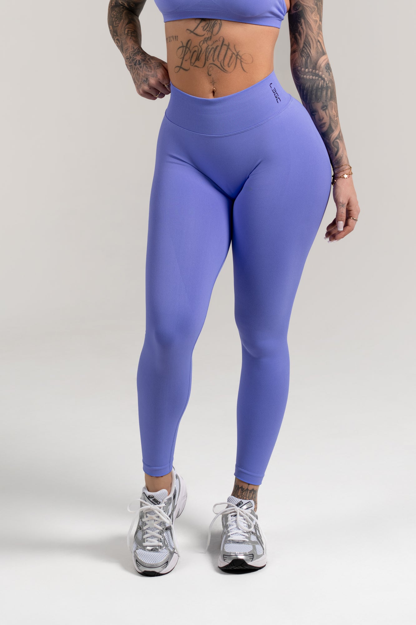 V BACK LEGGINGS