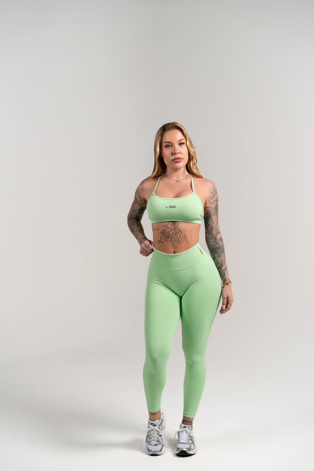 V BACK LEGGINGS