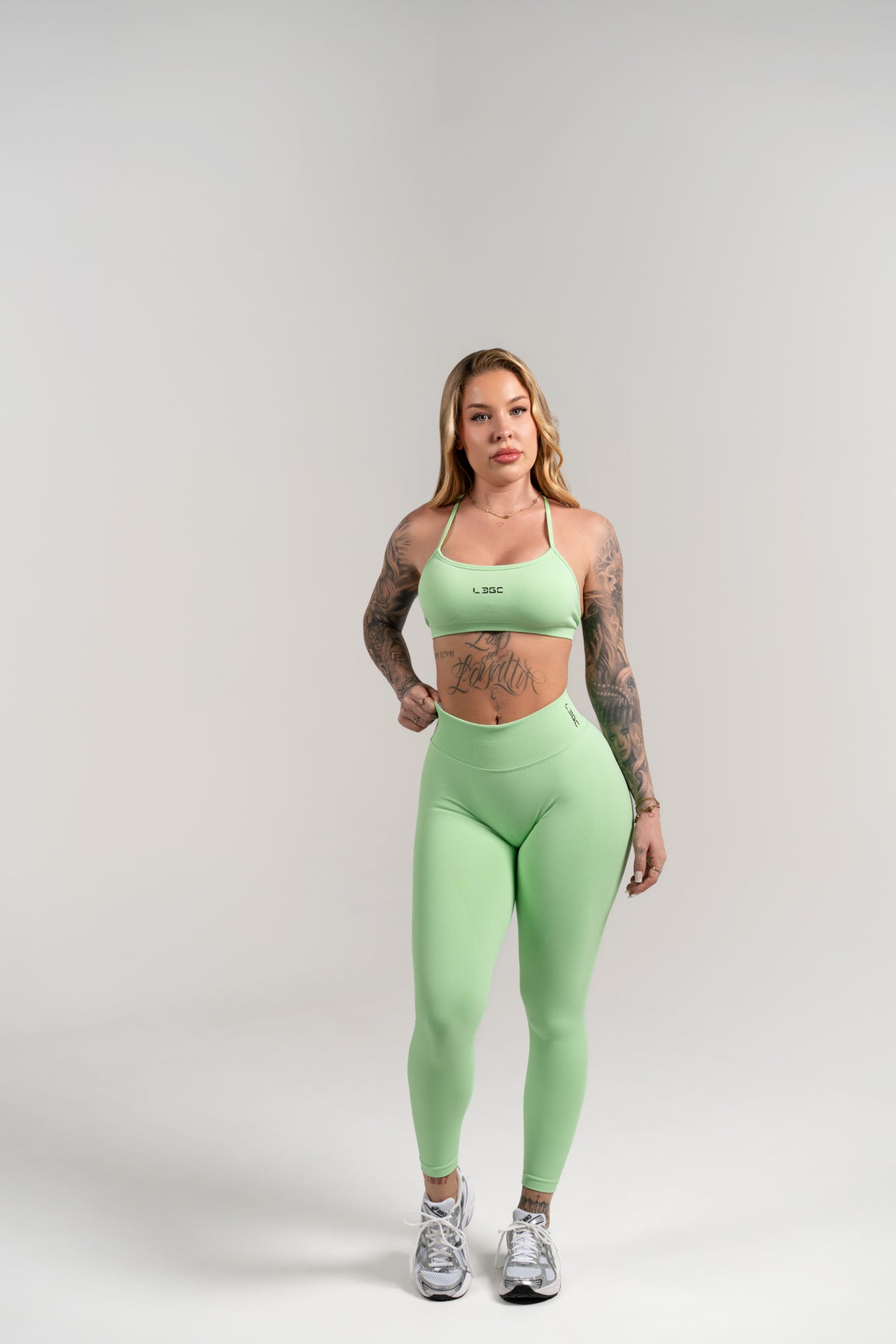 V BACK LEGGINGS