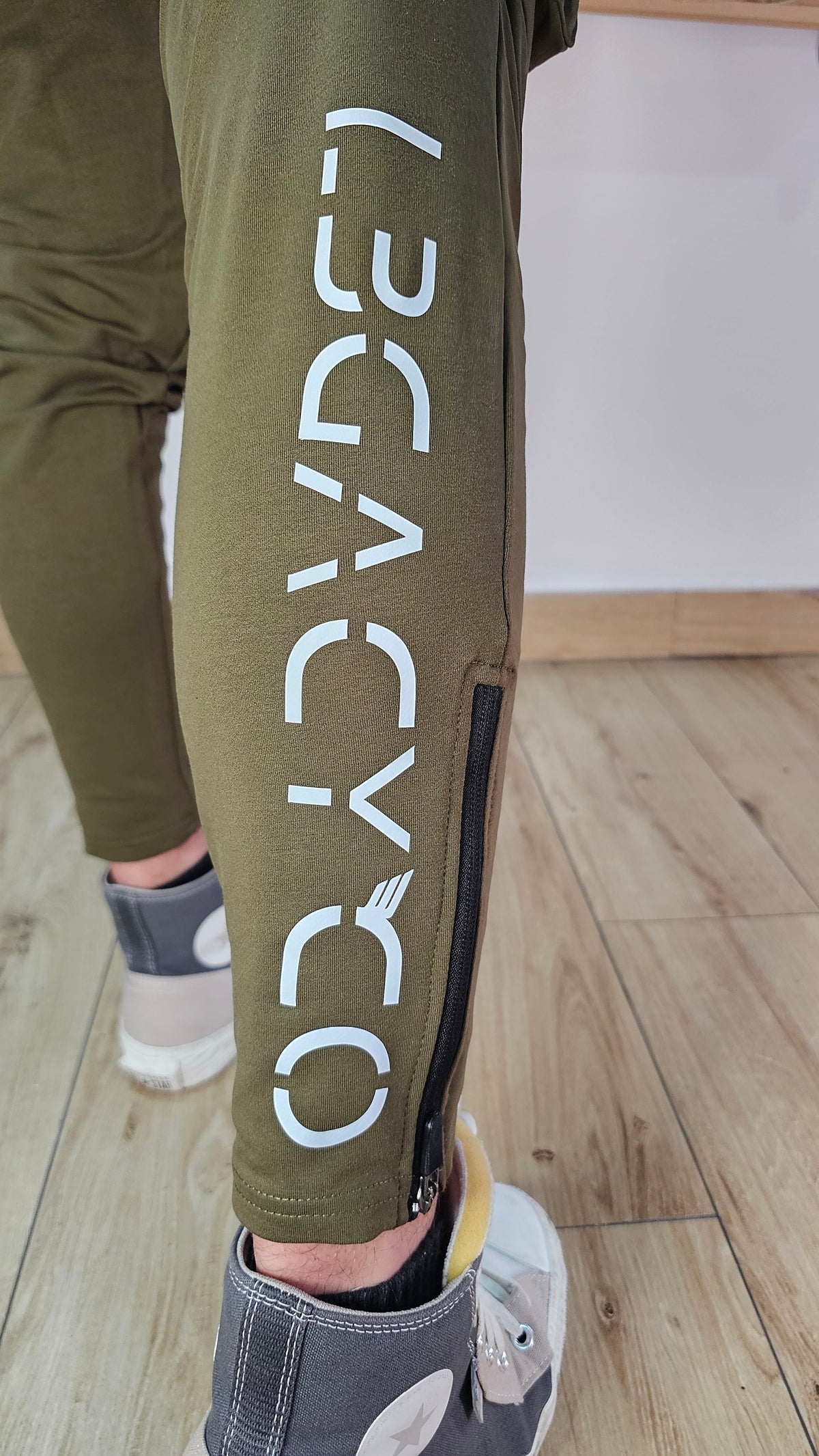 RAPTOR JOGGERS