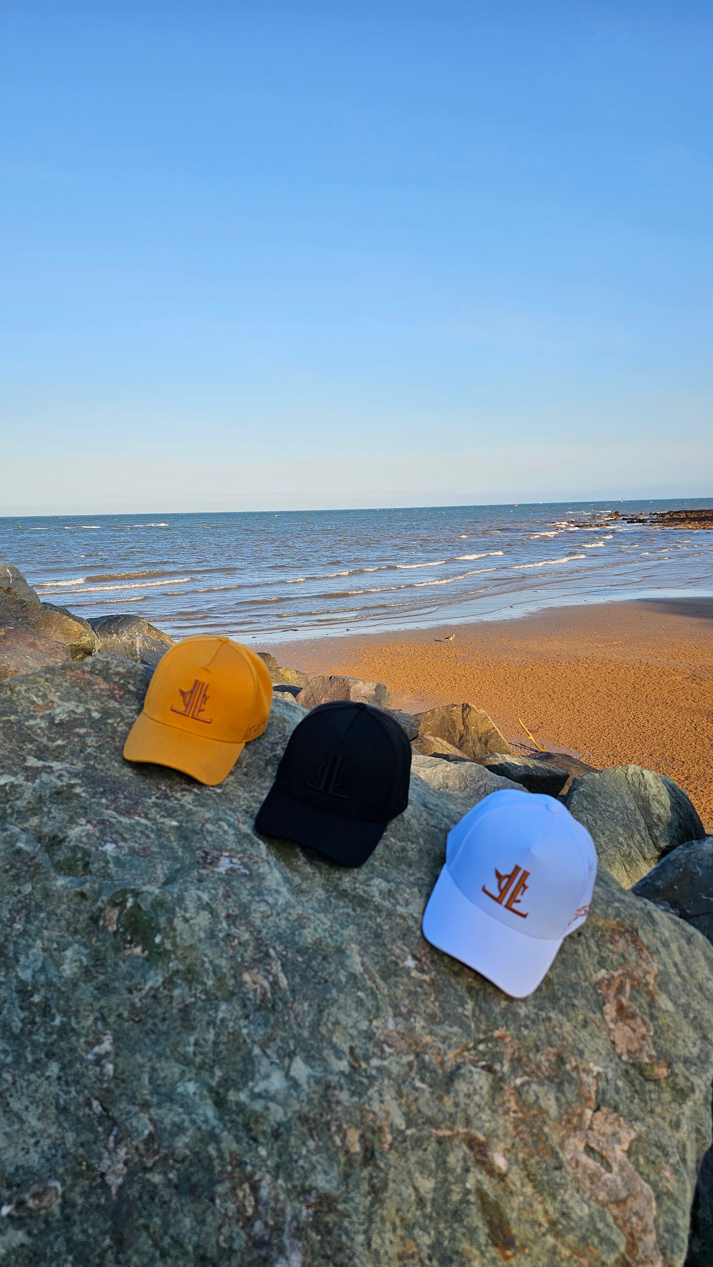 SWEAT PROOF CLASSIC FIT HATS